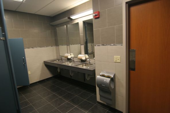 Former SIRVA: 5001 US Highway 30 W, Fort Wayne, IN 46818